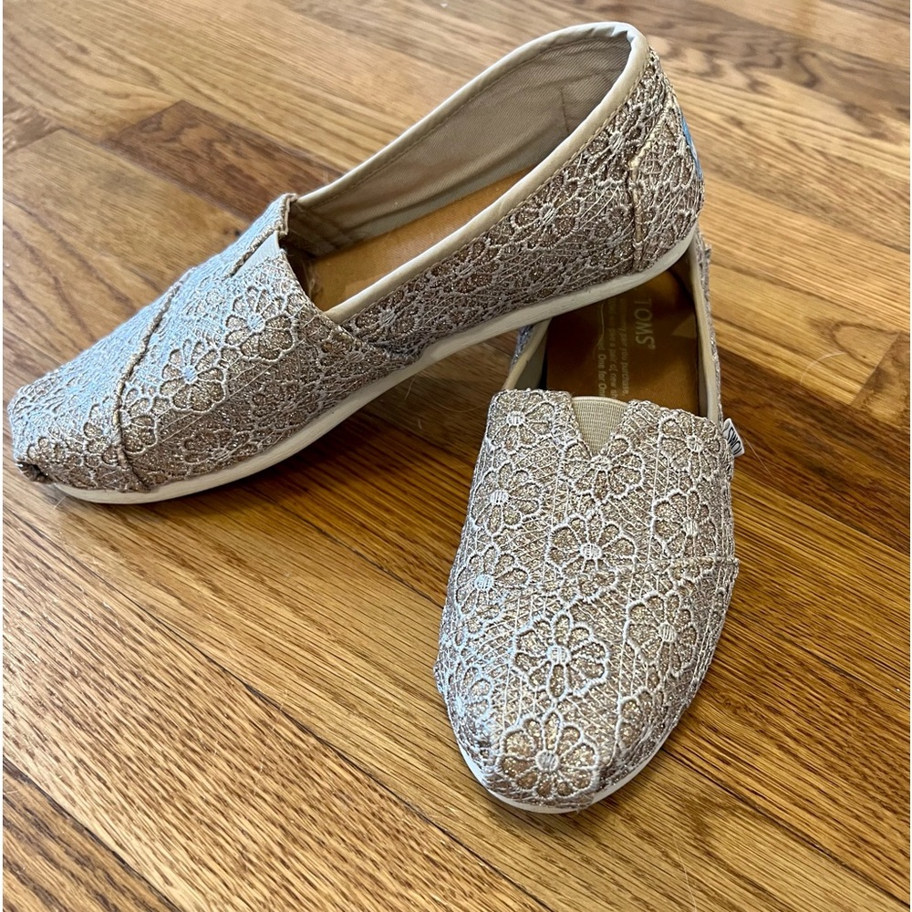 Toms Glitter Shoes size 6.